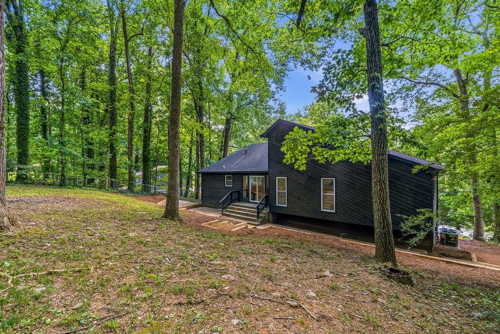 85 Geraldine Drive SE