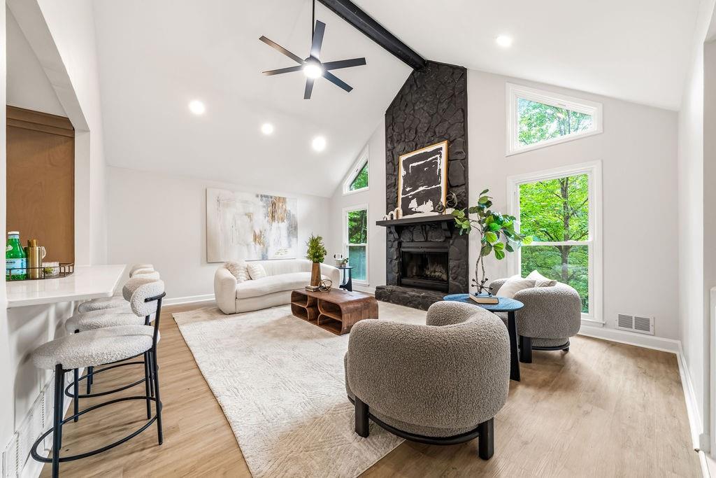 85 Geraldine Drive SE