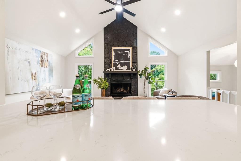 85 Geraldine Drive SE
