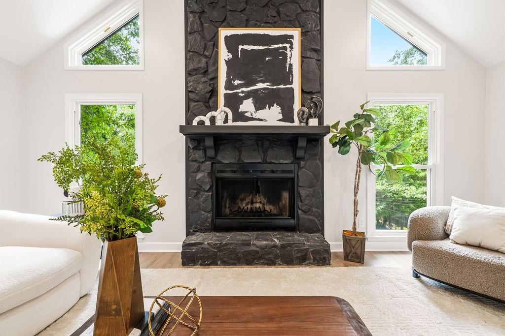 85 Geraldine Drive SE