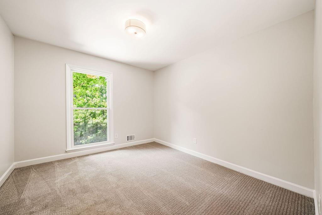 85 Geraldine Drive SE