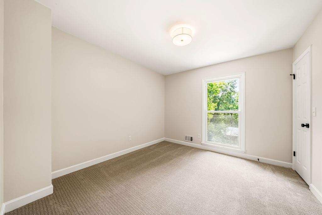 85 Geraldine Drive SE