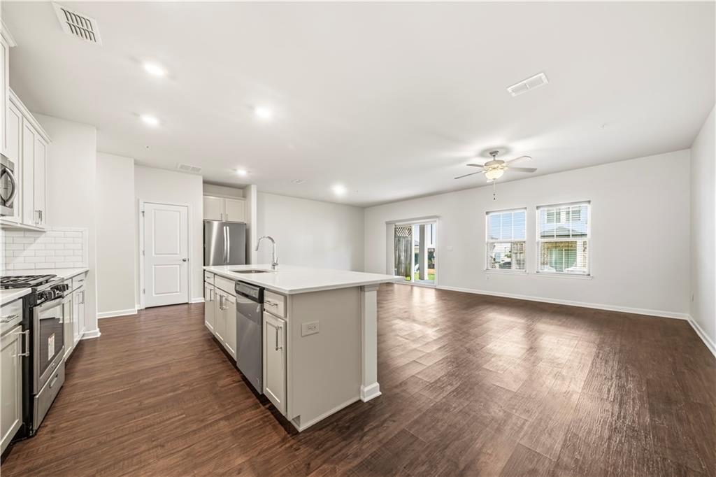 1408 Flathead River Lane