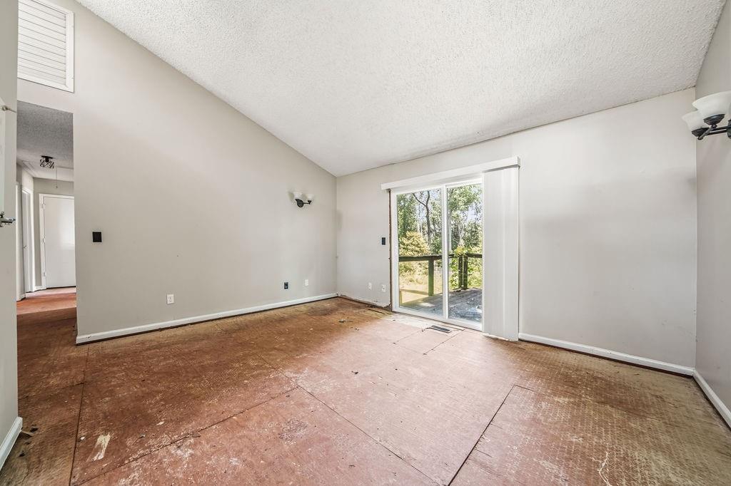 1951 Kinridge Road