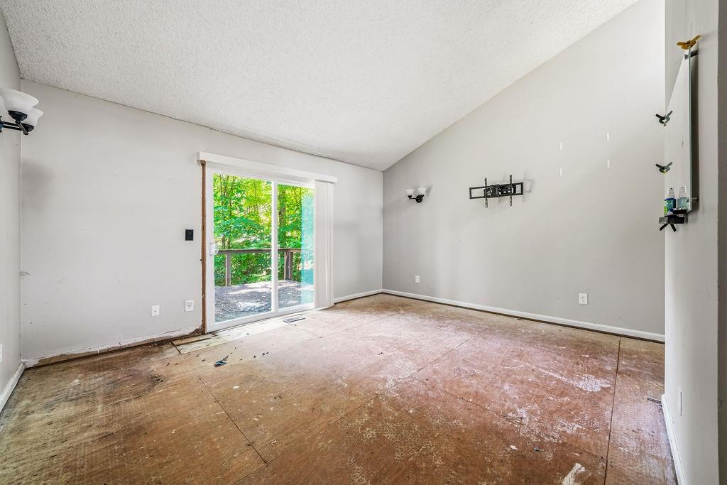1951 Kinridge Road