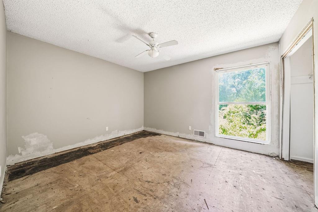 1951 Kinridge Road