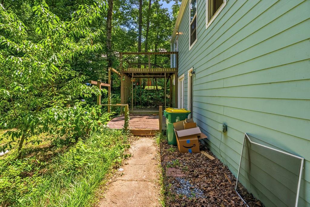 1951 Kinridge Road