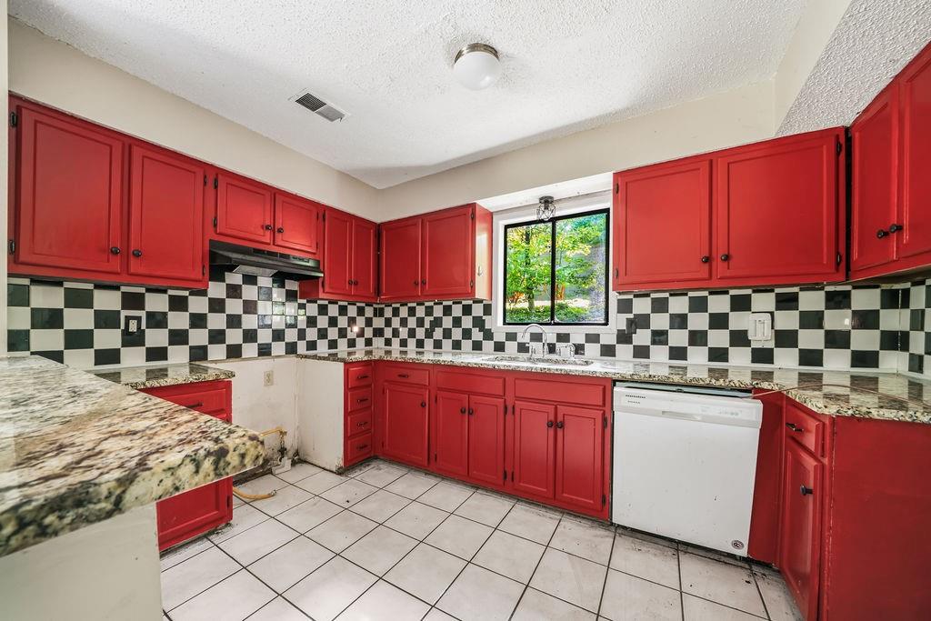 1951 Kinridge Road