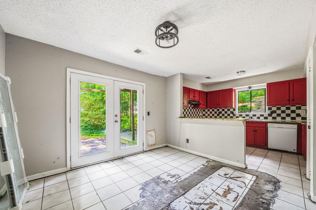 1951 Kinridge Road