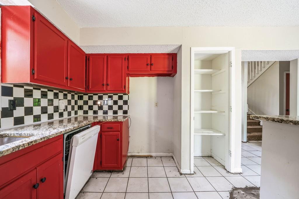 1951 Kinridge Road