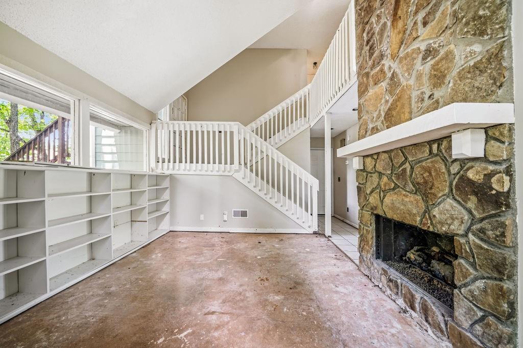 1951 Kinridge Road