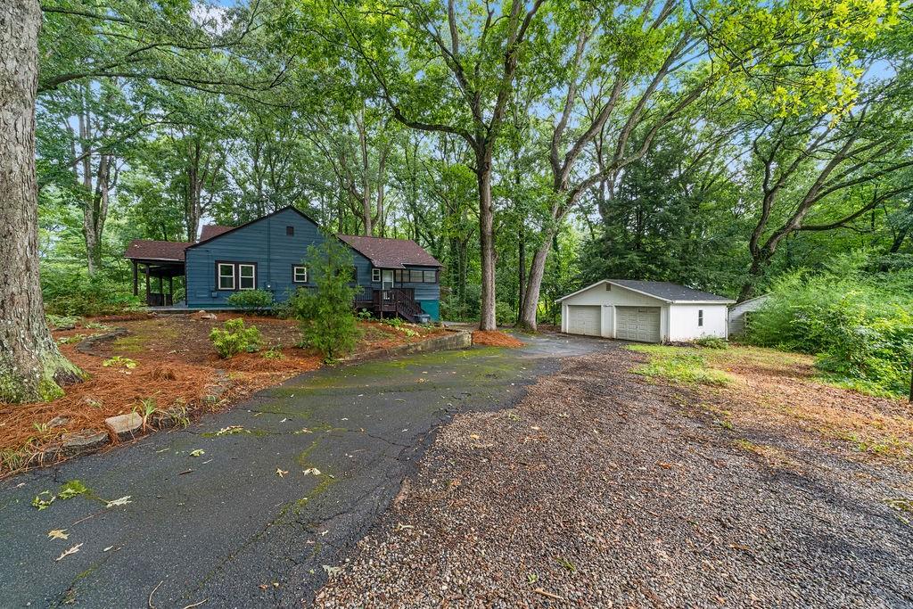 104 Olive Springs Place SE