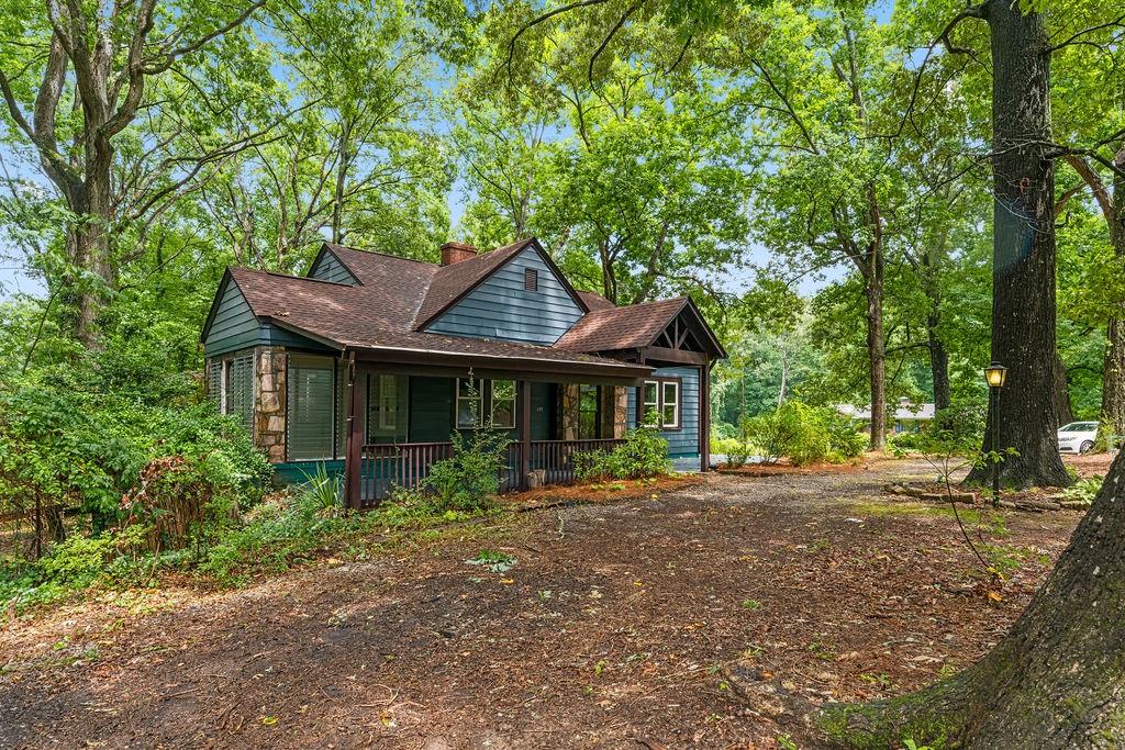 104 Olive Springs Place SE