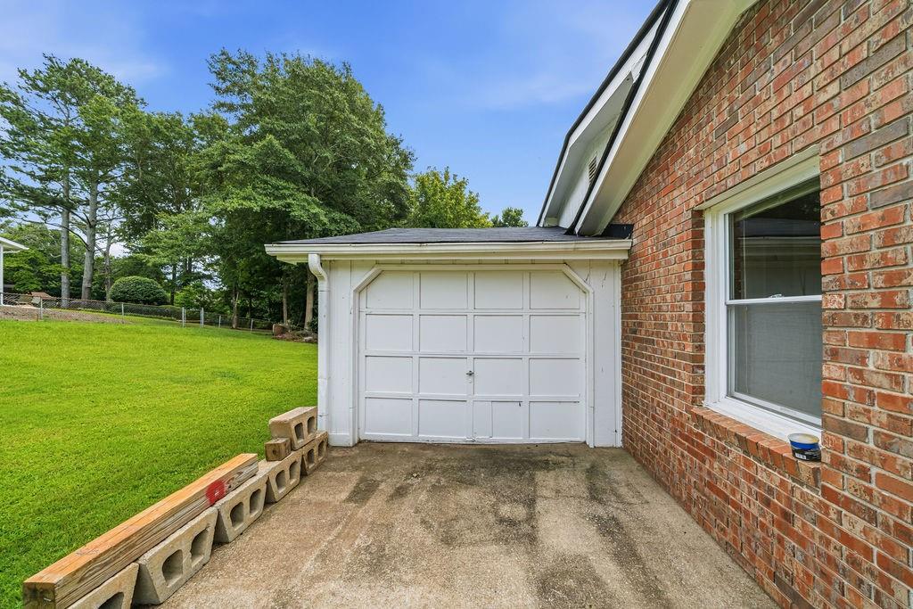 224 Stone Mill Lane NW
