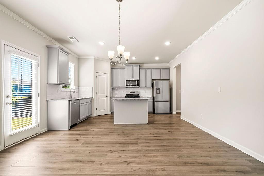 5065 Ivy Cottage Lane
