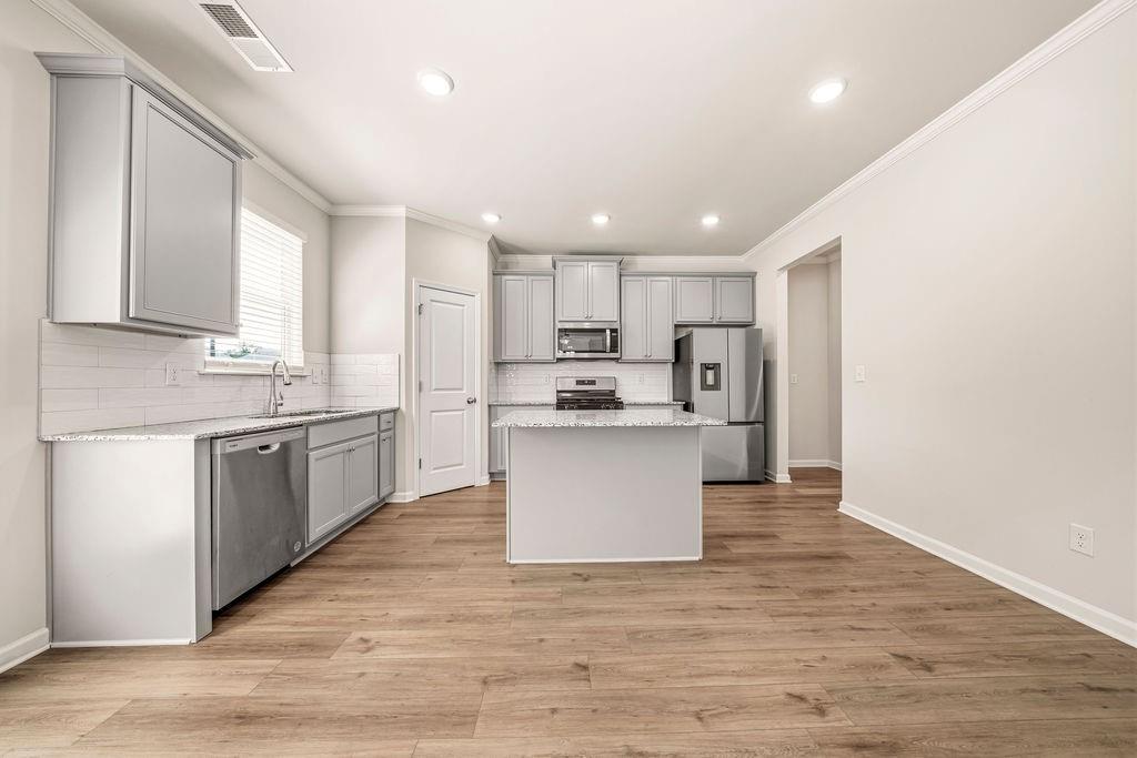 5065 Ivy Cottage Lane