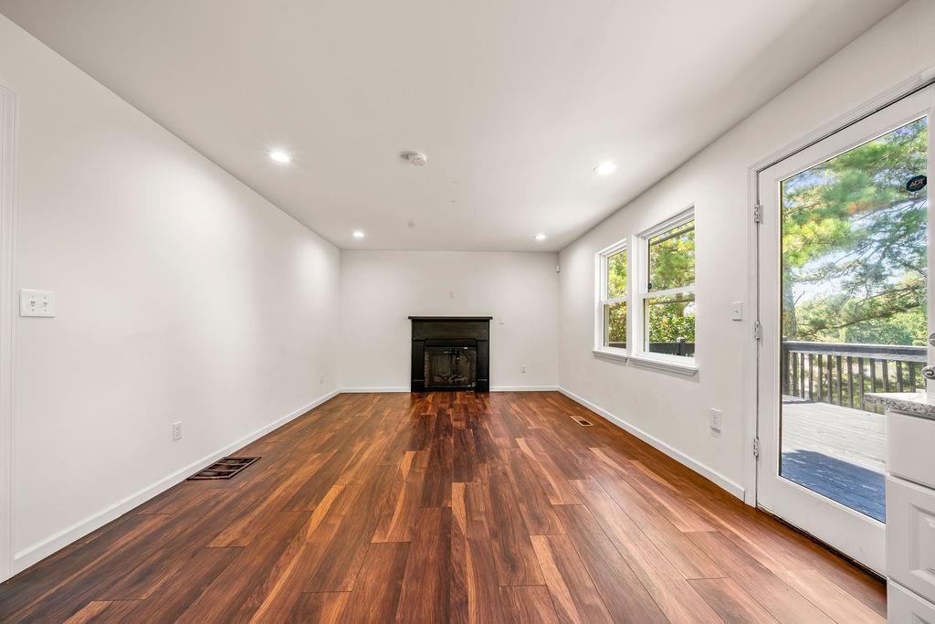 77 Hunters Green