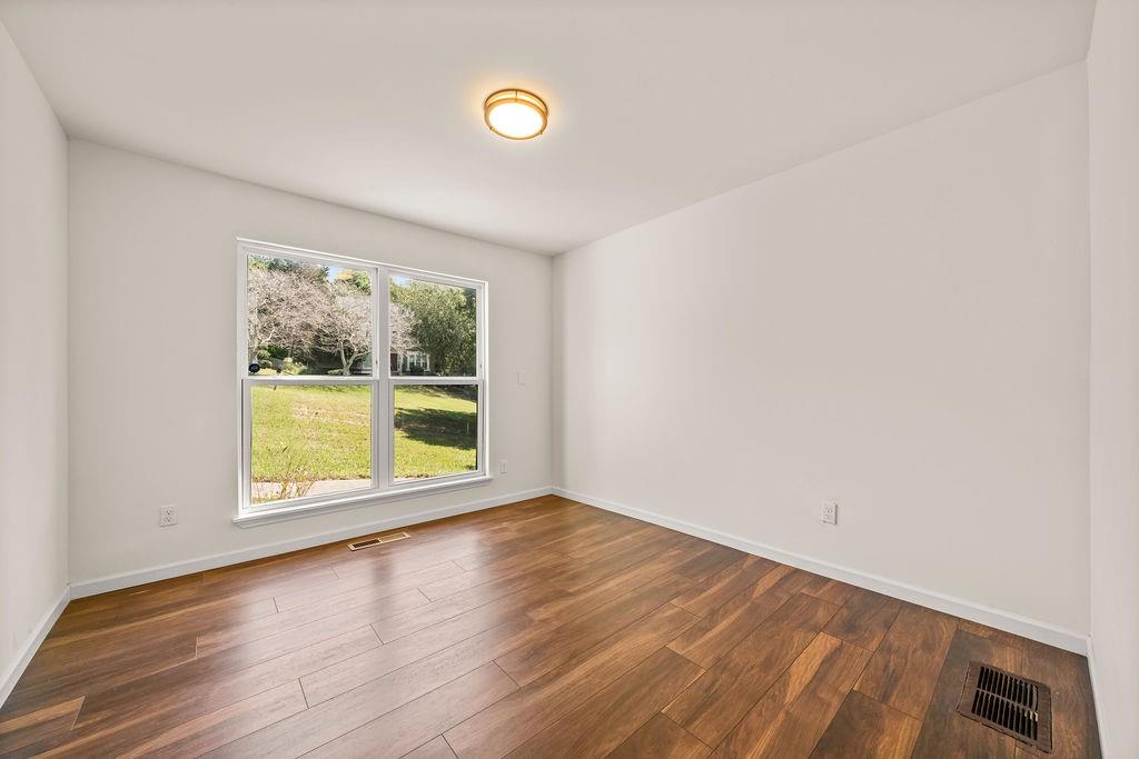 77 Hunters Green