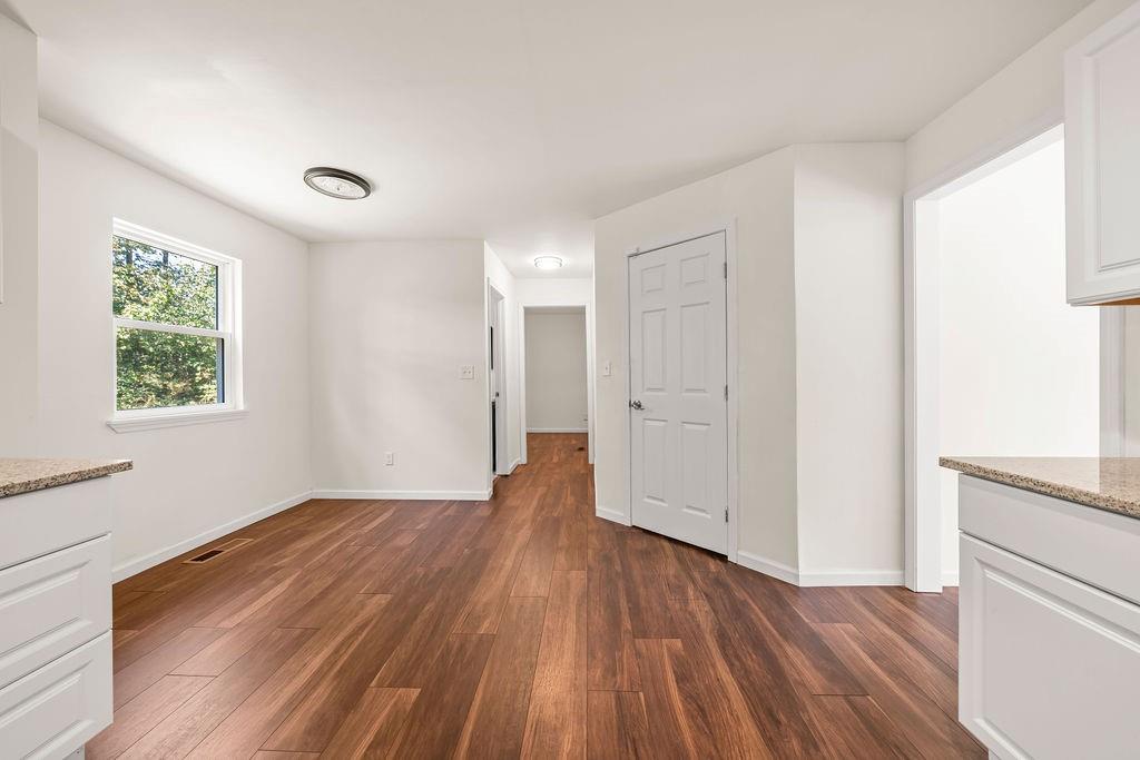 77 Hunters Green