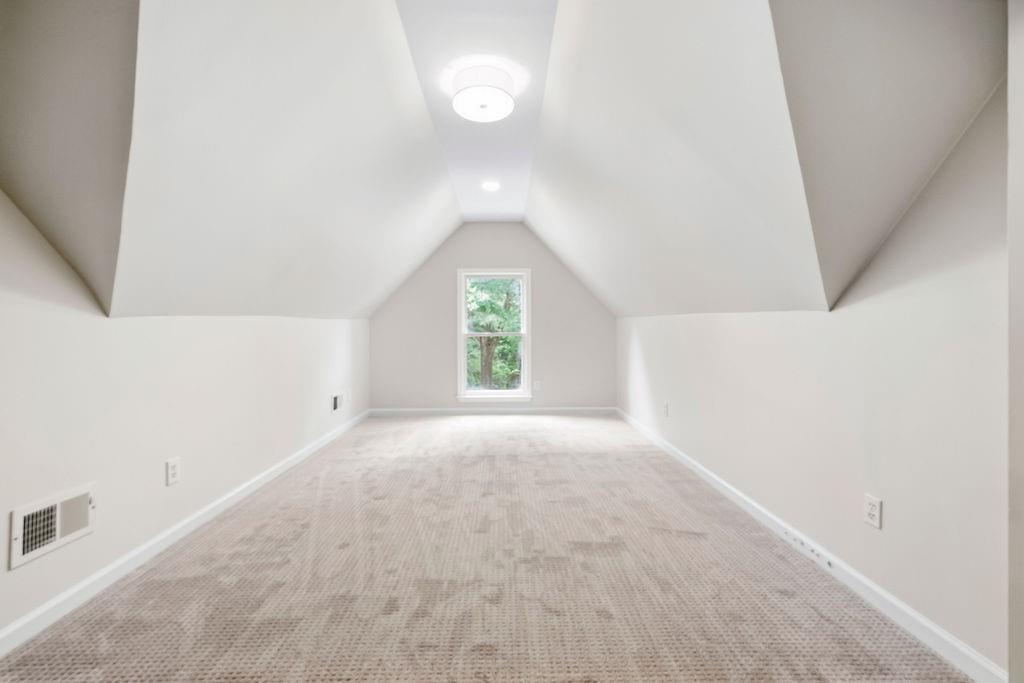 4052 Thornbrook Lane