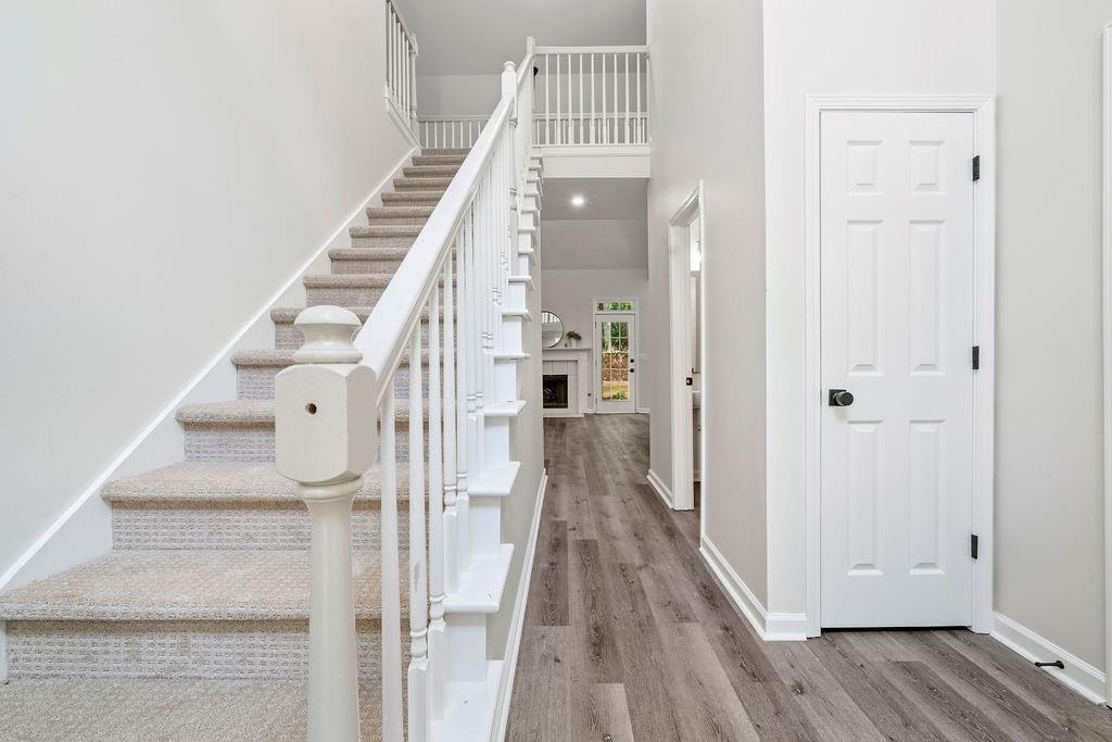 4052 Thornbrook Lane