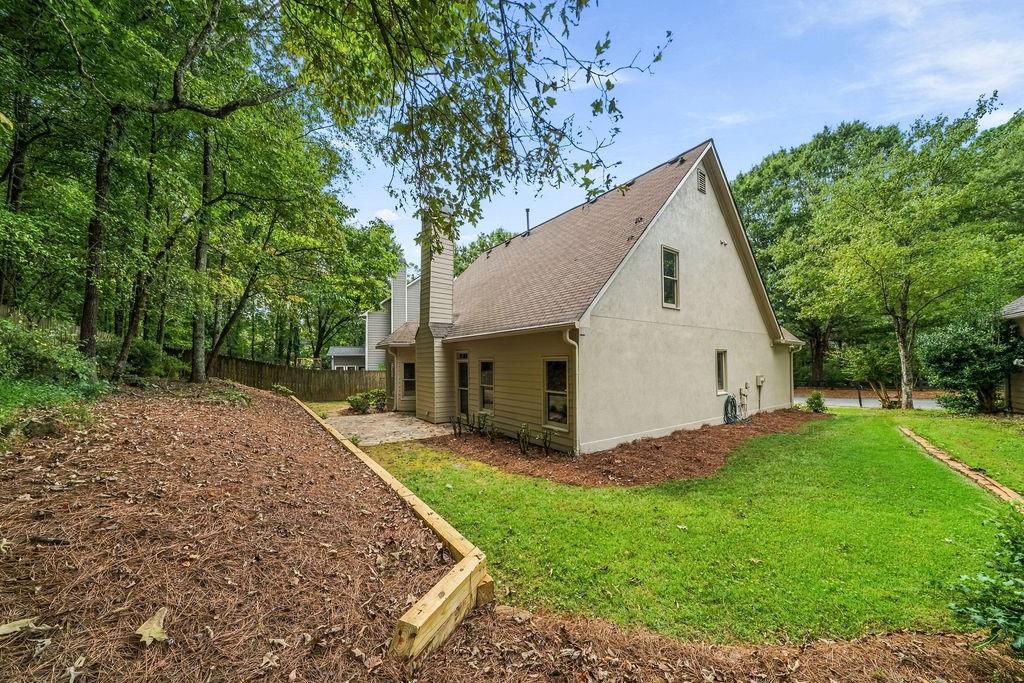 4052 Thornbrook Lane