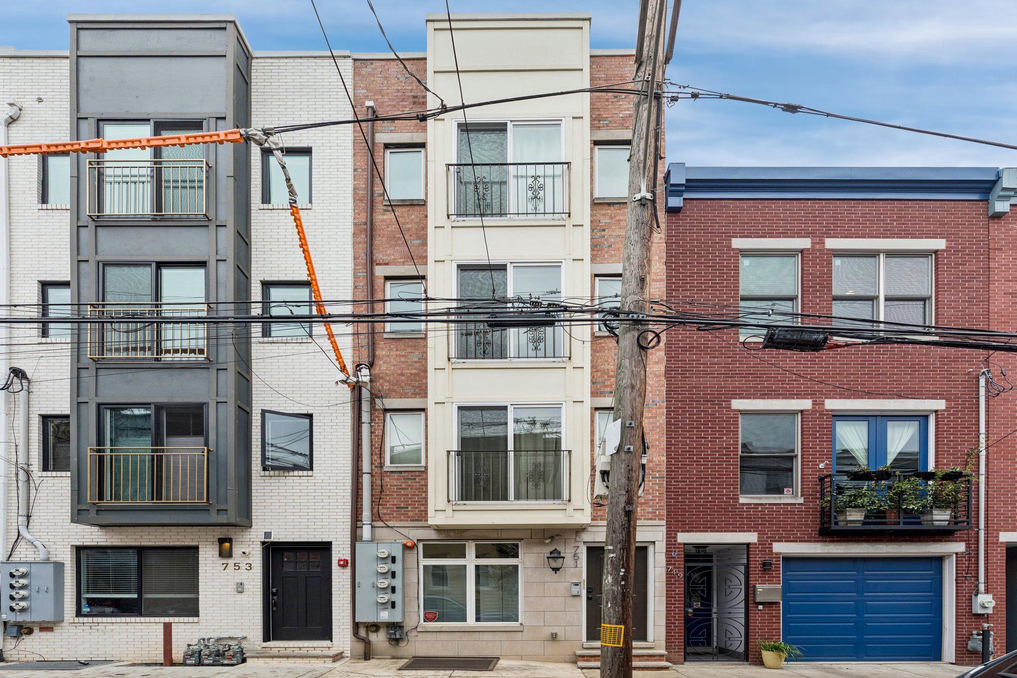 751 N UBER STREET 3