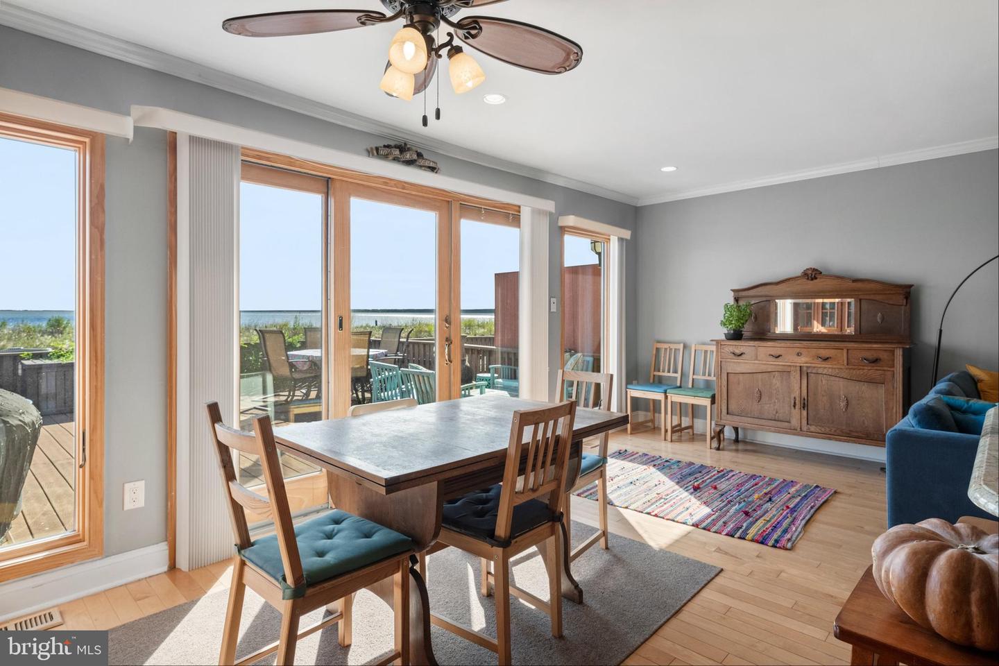 13 Empire Dr