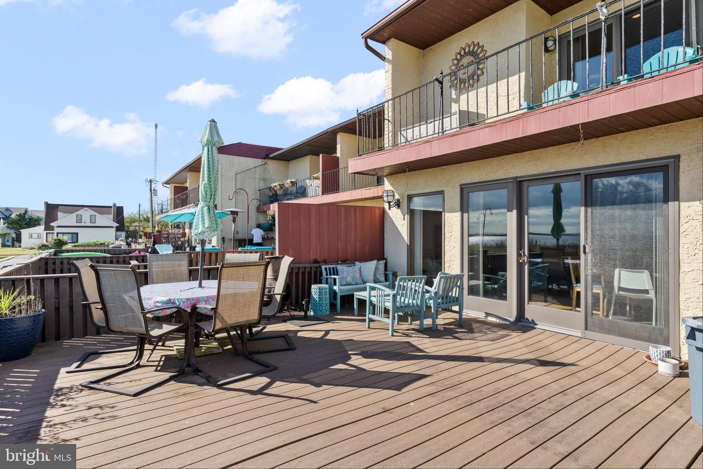 13 Empire Dr