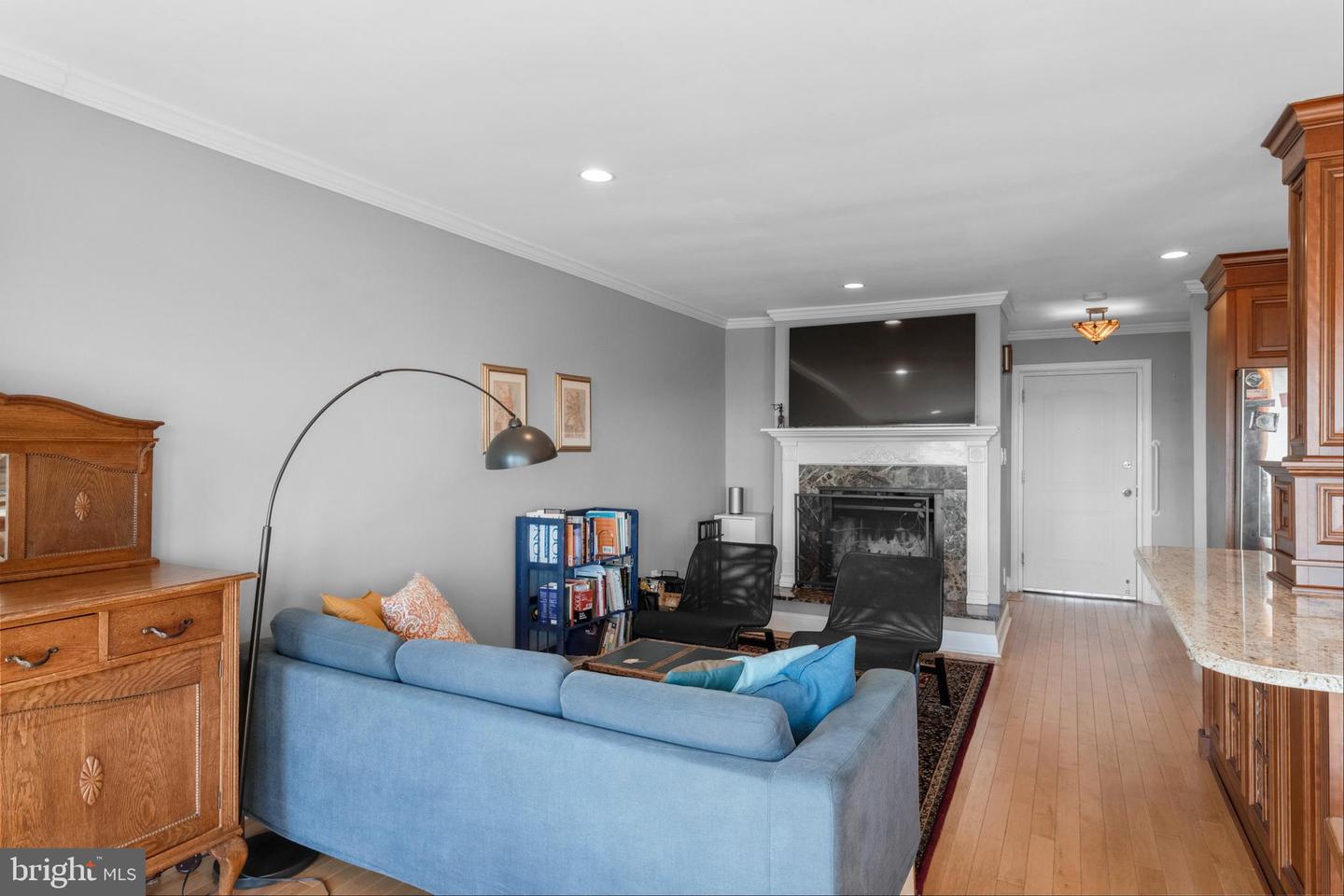 13 Empire Dr