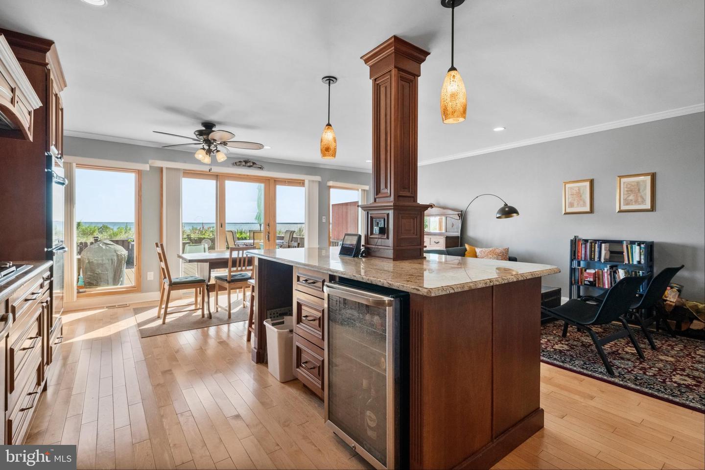 13 Empire Dr