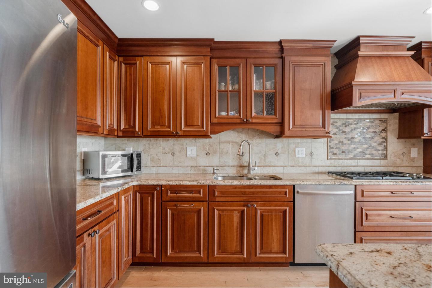 13 Empire Dr