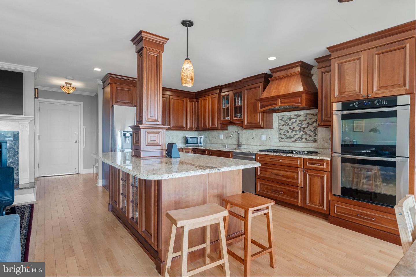 13 Empire Dr