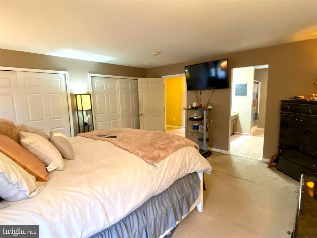 308 Elton Ln