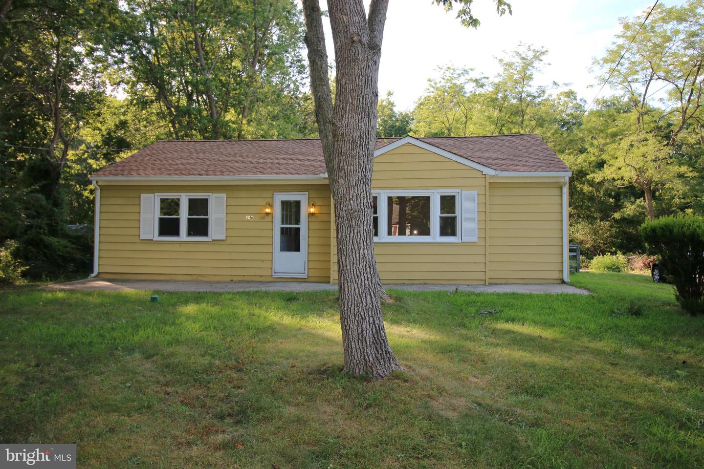 346 Locust St