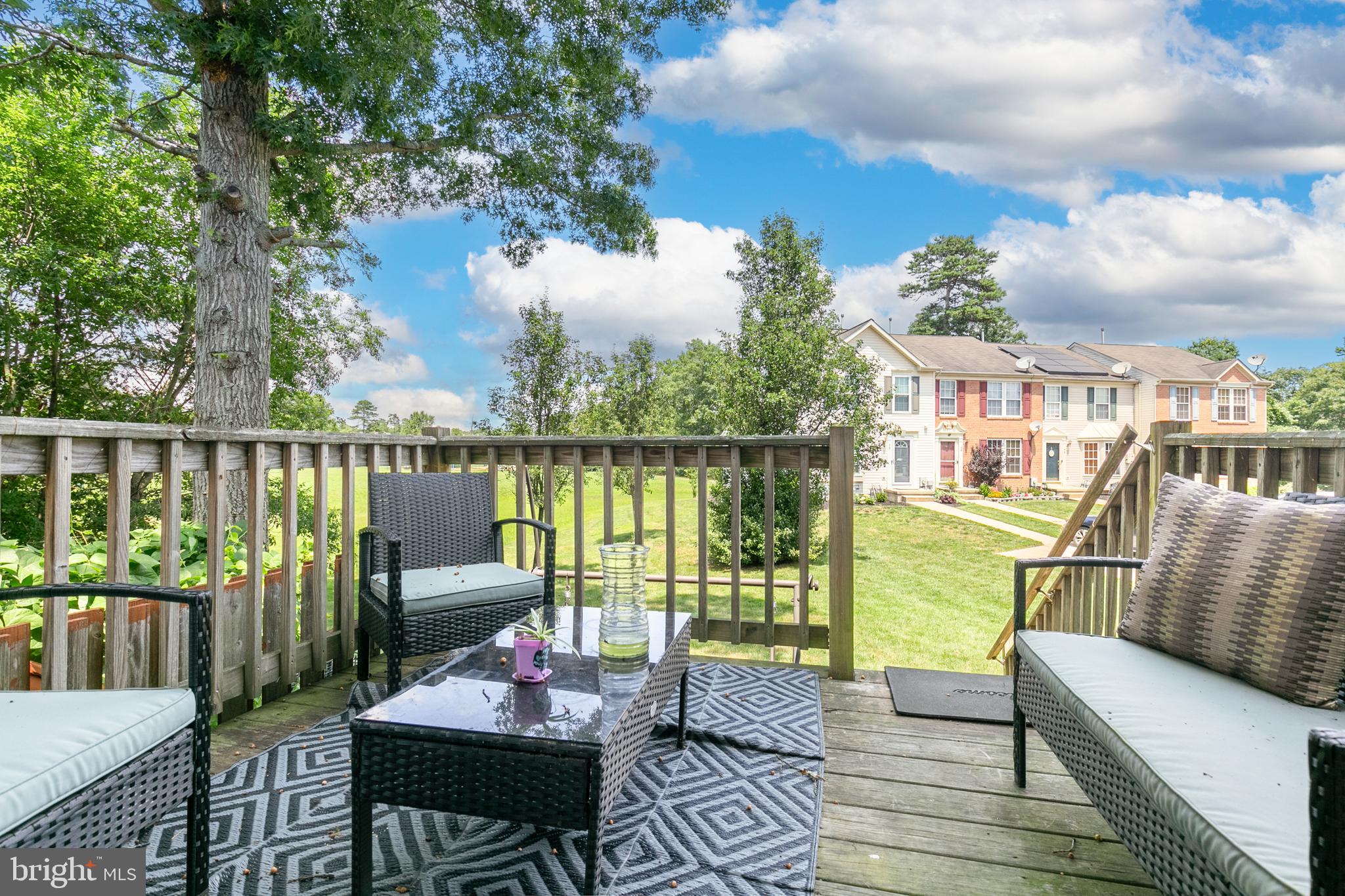 72 Jamestown Cir