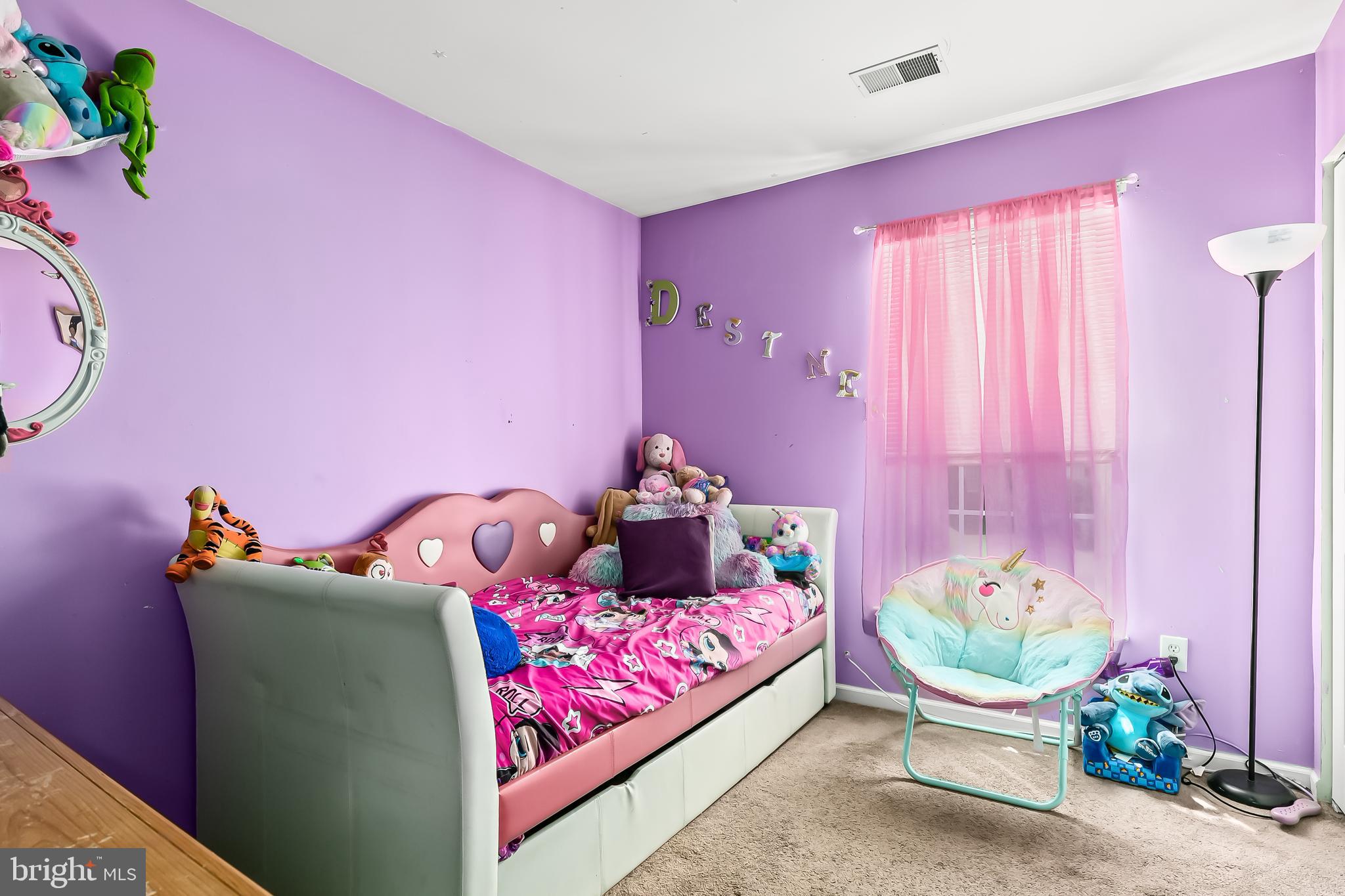 72 Jamestown Cir