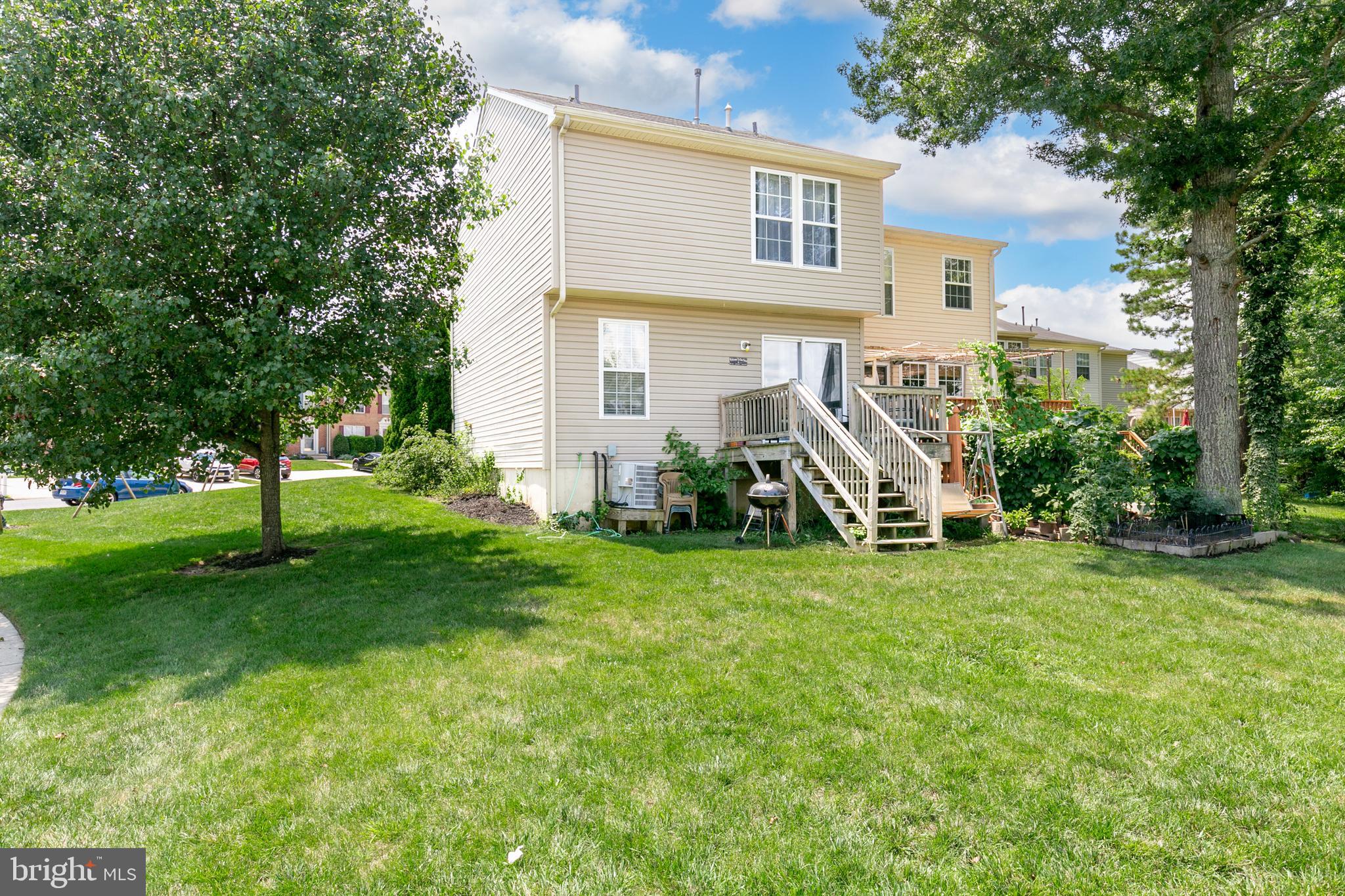 72 Jamestown Cir