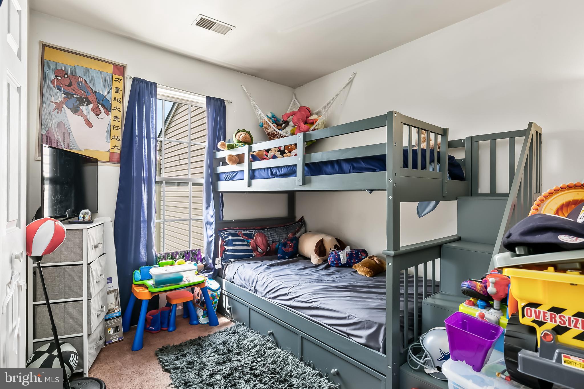 72 Jamestown Cir