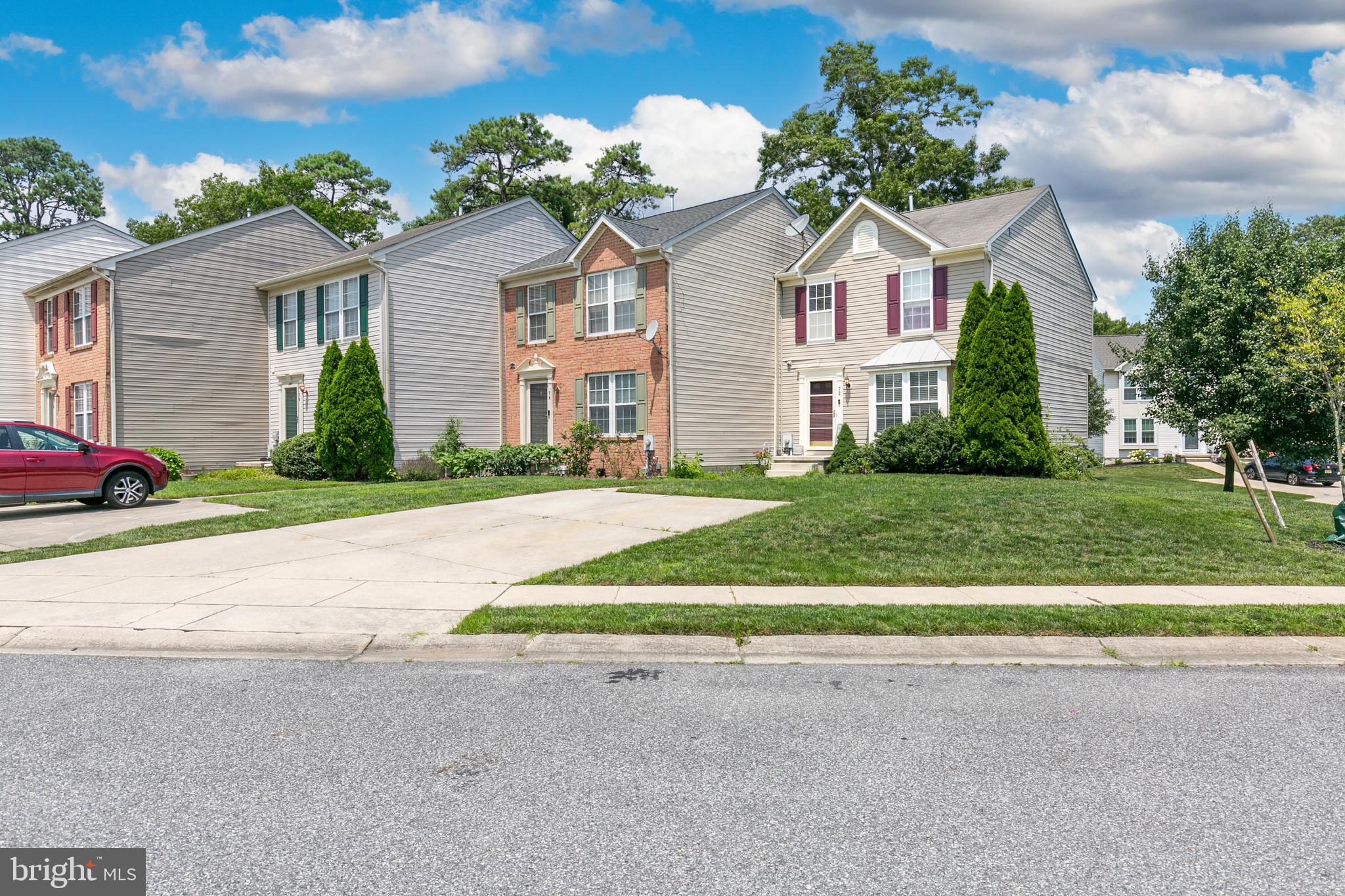 72 Jamestown Cir