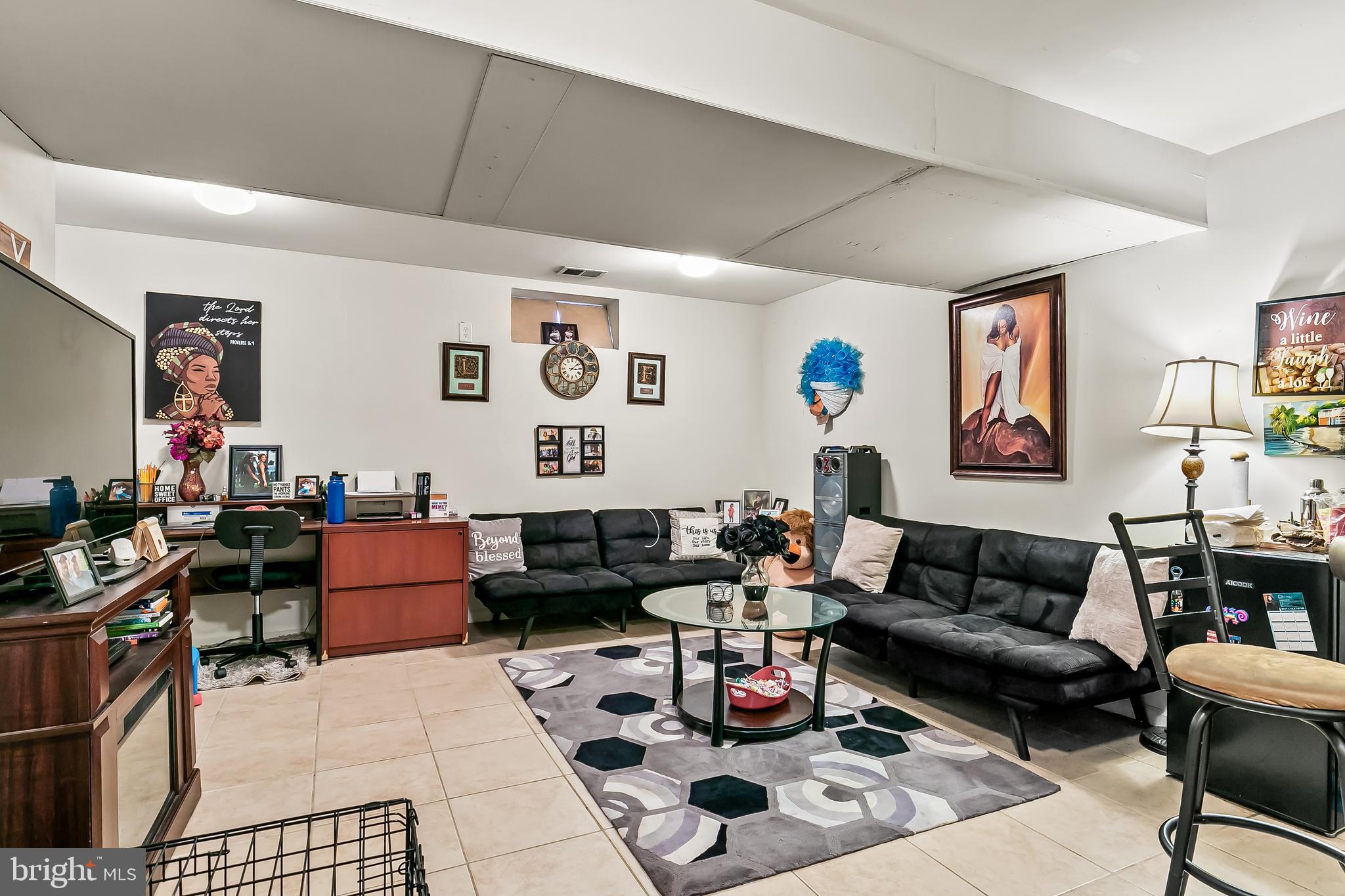 72 Jamestown Cir