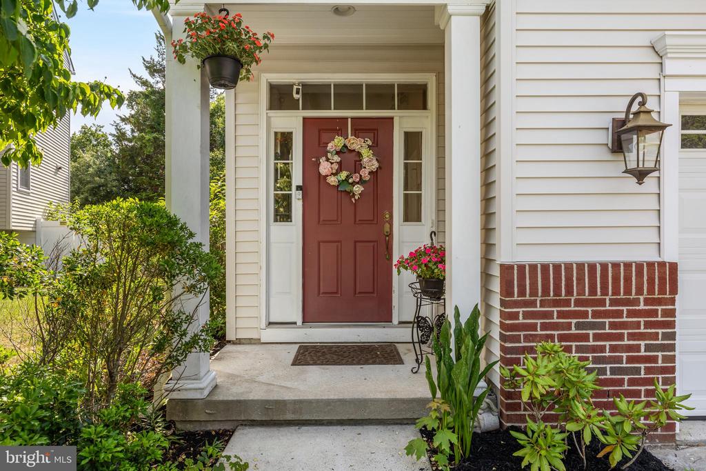 34 MEADOW CIRCLE