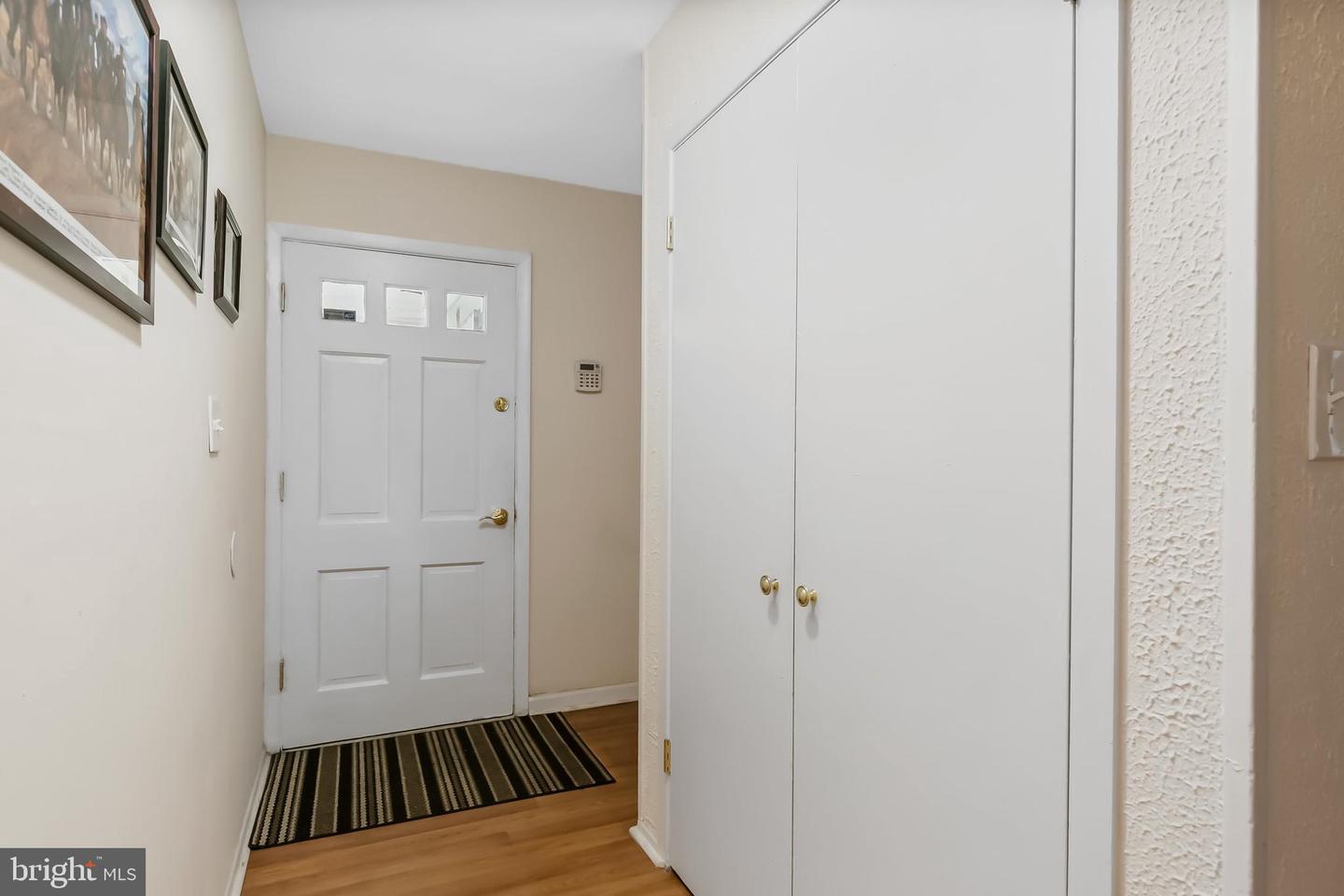 28 Haskell Ln