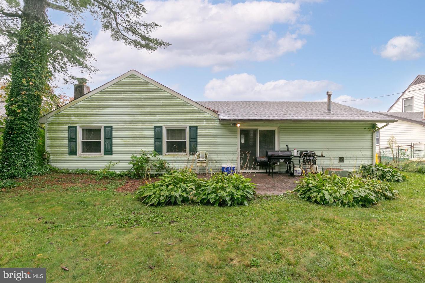 28 Haskell Ln