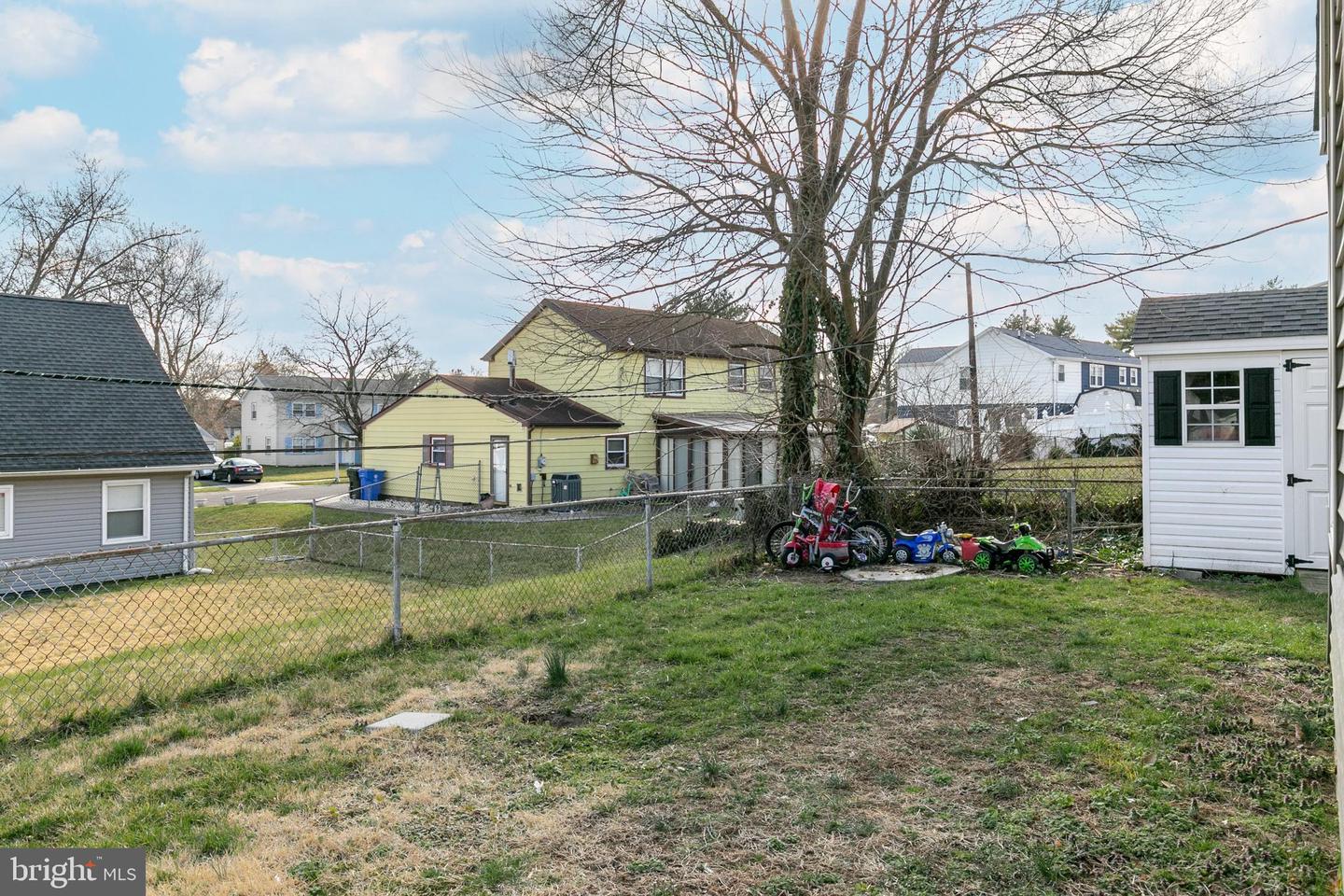 44 Holyoke Ln