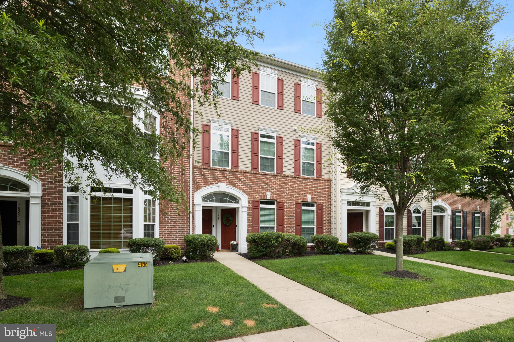 1827 Nathan Dr