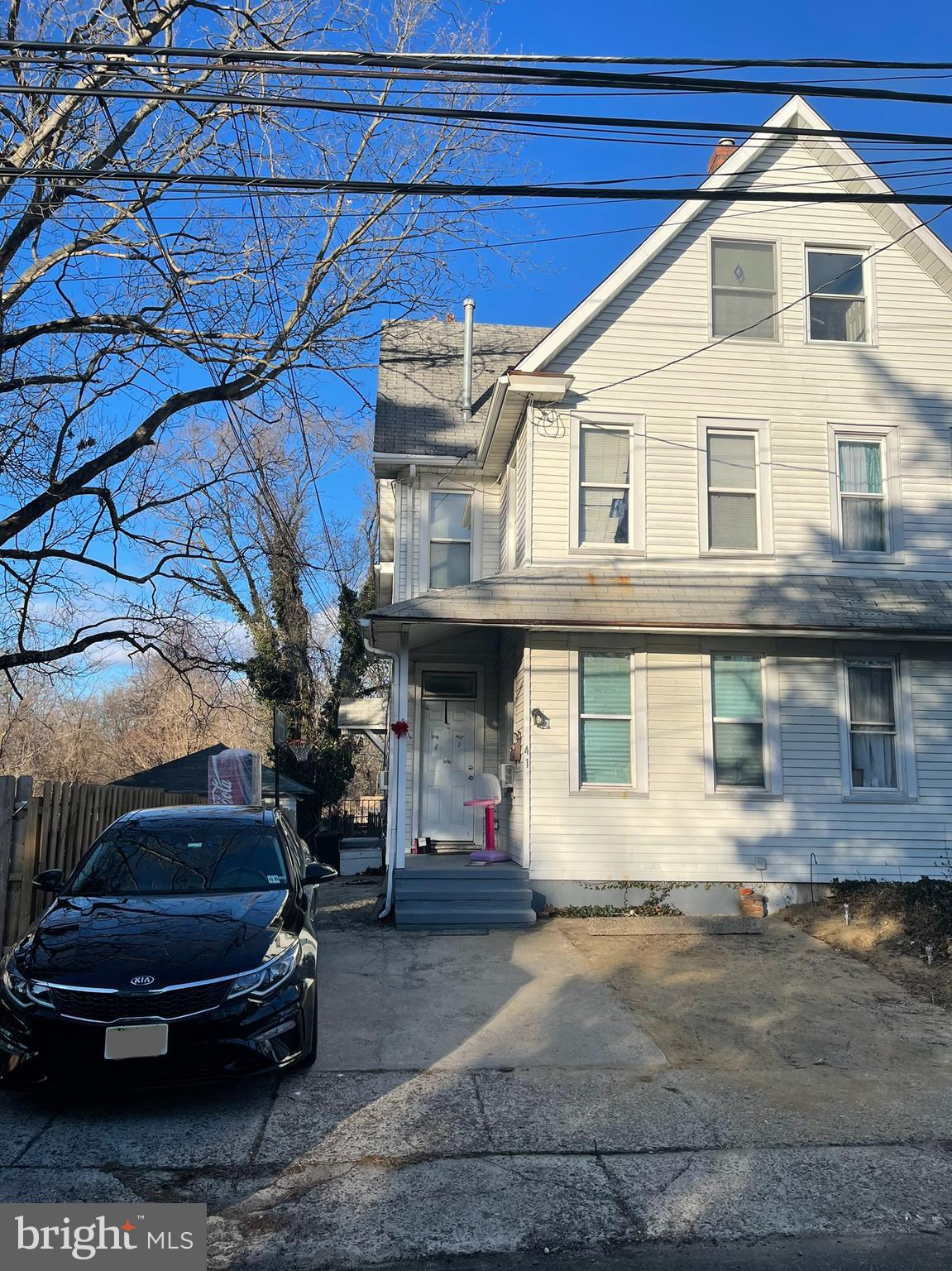 41 Ridge Ave