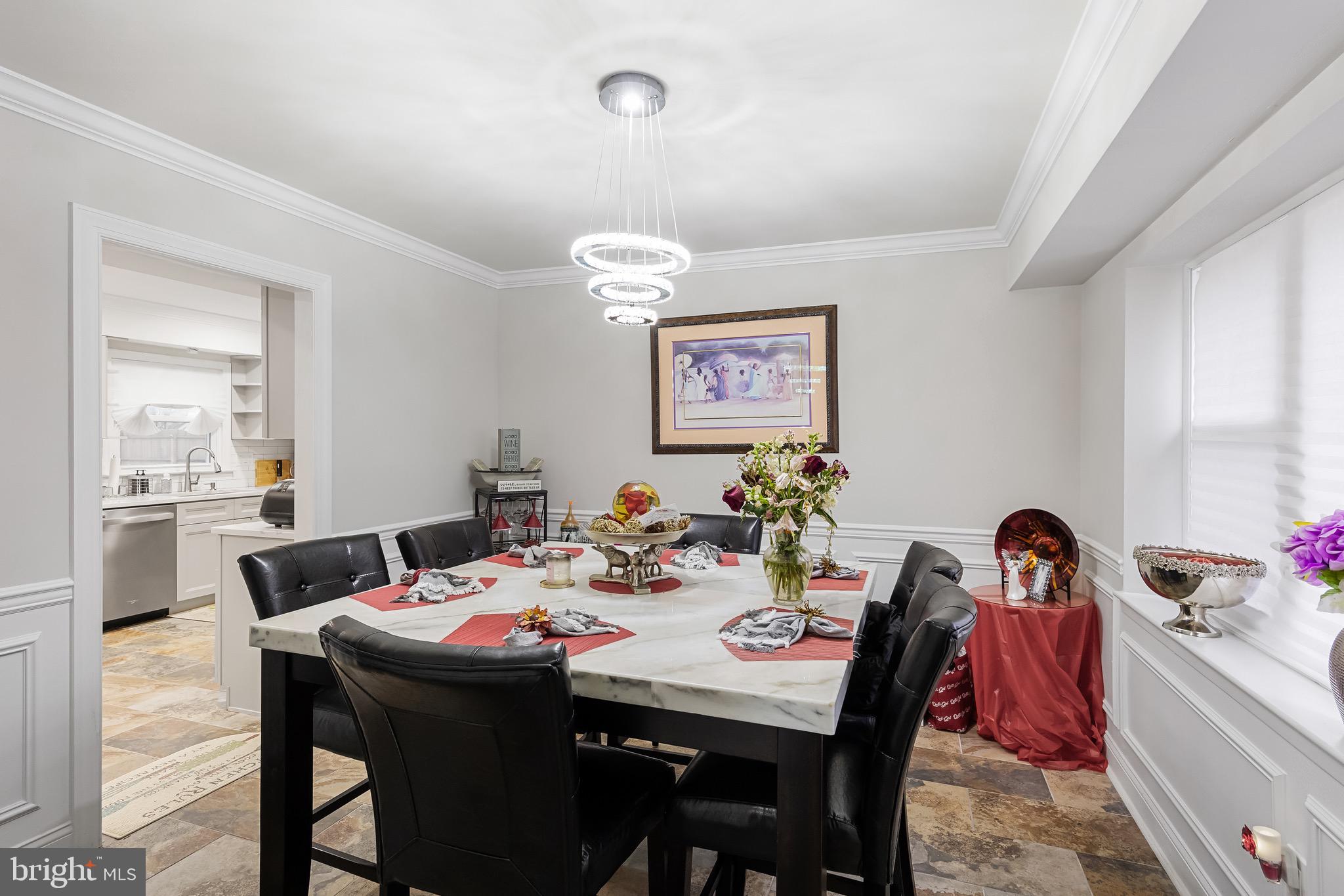 24 Minstrel Ln