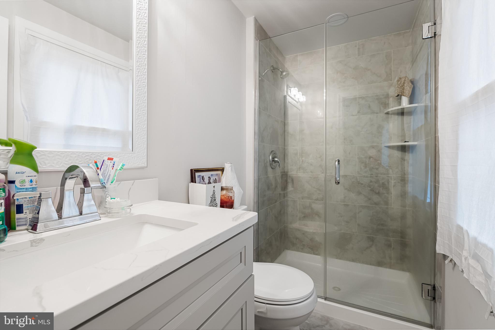 24 Minstrel Ln