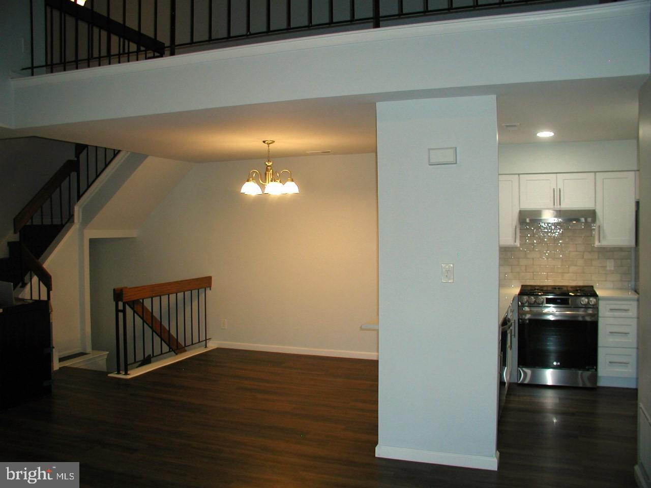 1306b Ralston Dr